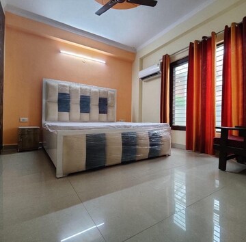 Living Room in 2 BHK Builder Floor at Vipul World Plots, Sector 48 – for Rent