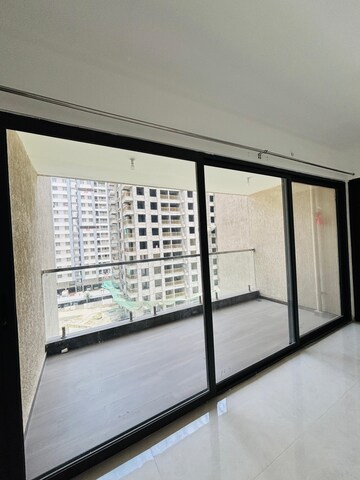 Room in 2 BHK Apartment at Rohan Silver Gracia, Ravet – for Rent