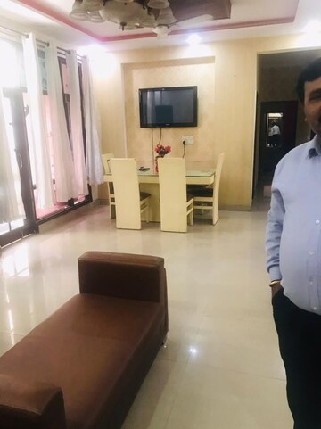Team Area in 3 BHK Apartment at HLP Palmillas, Vip Road – for Rent