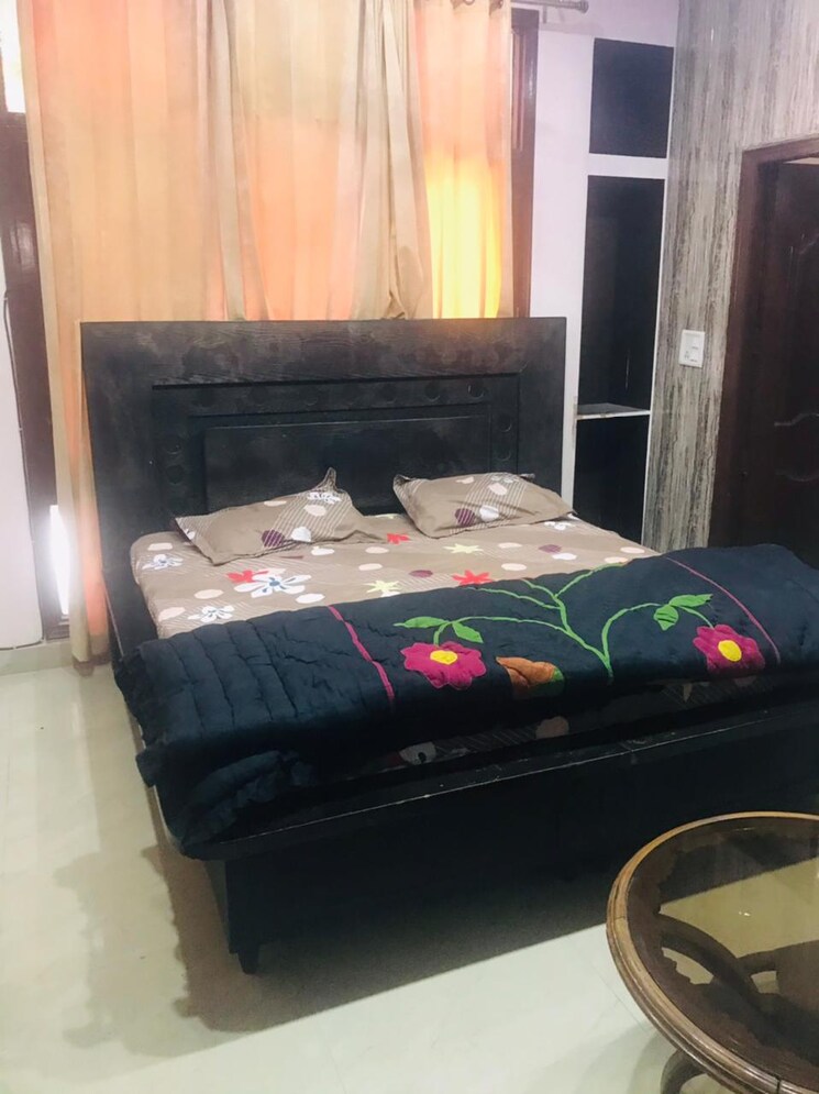 Bedroom, hlp-palmillas 3 Bedroom 1452 Sq.Ft. Apartment In Vip Road Zirakpur 9220483