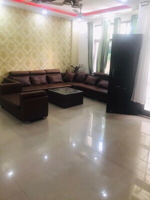 3 BHK Apartment For Rent in HLP Palmillas, Vip Road