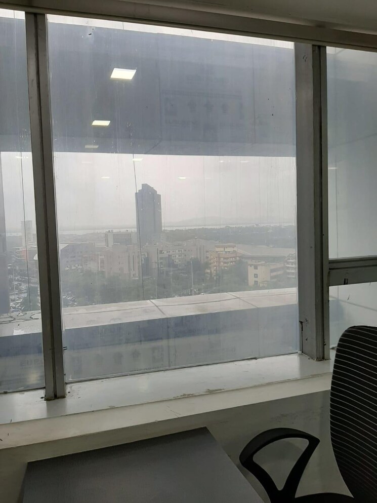 Bathroom, haware-infotech-park Commercial Office Space 960 Sq.Ft. In Vashi Sector 30a Navi Mumbai 9220534