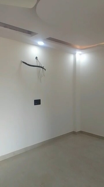 3 BHK Builder Floor For Rent in BPTP Parkland, Sector 75