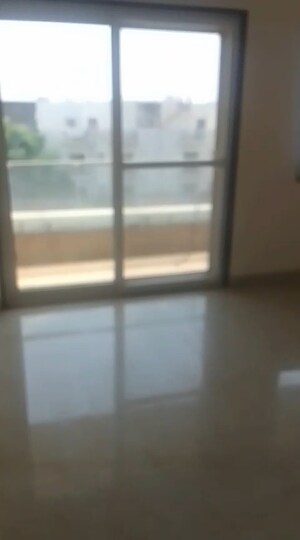 Room in 3 BHK Builder Floor at BPTP Parkland, Sector 75 – for Rent