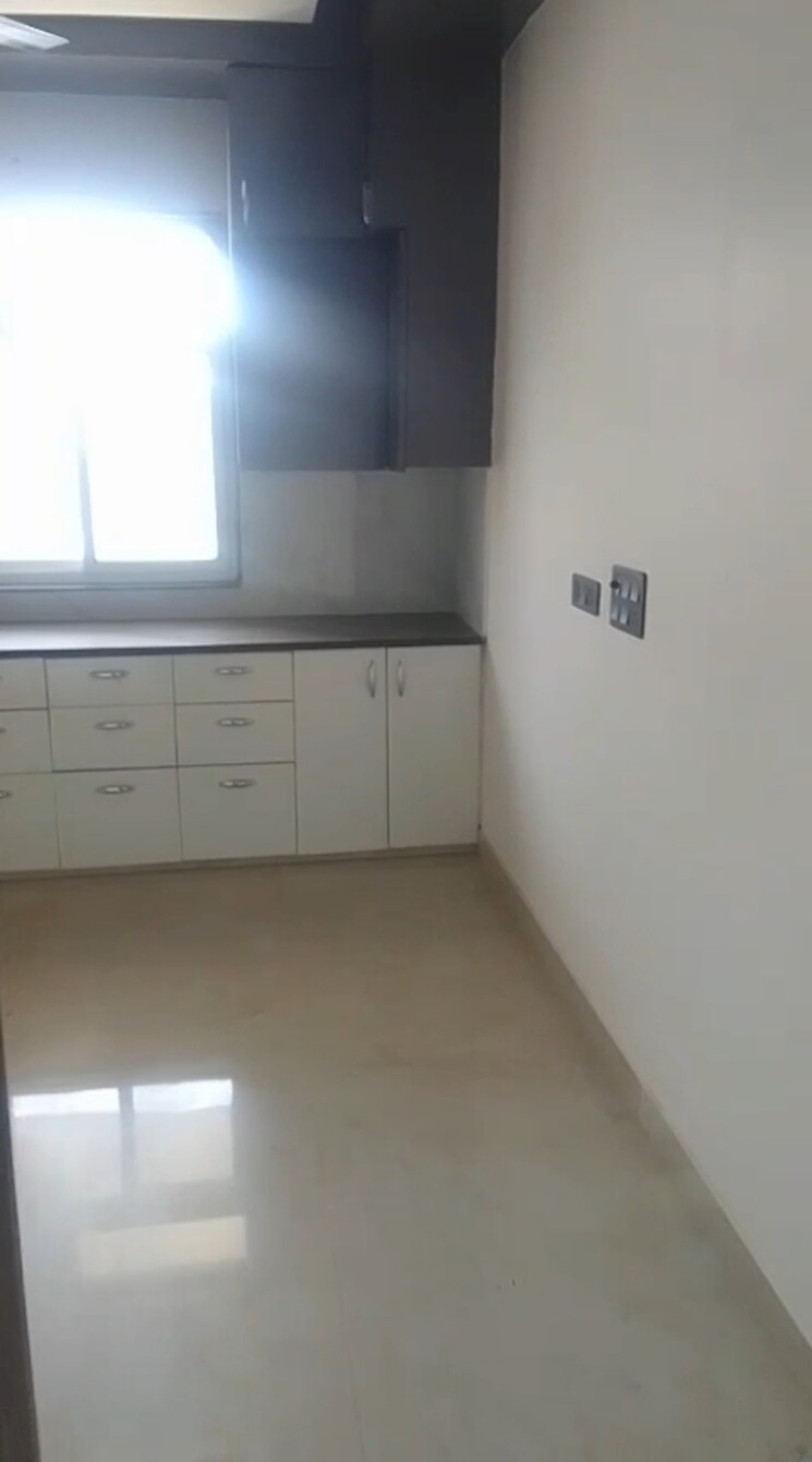 Kitchen, bptp-parkland 3 Bedroom 212 Sq.Yd. Builder Floor In Sector 75 Faridabad 9220605