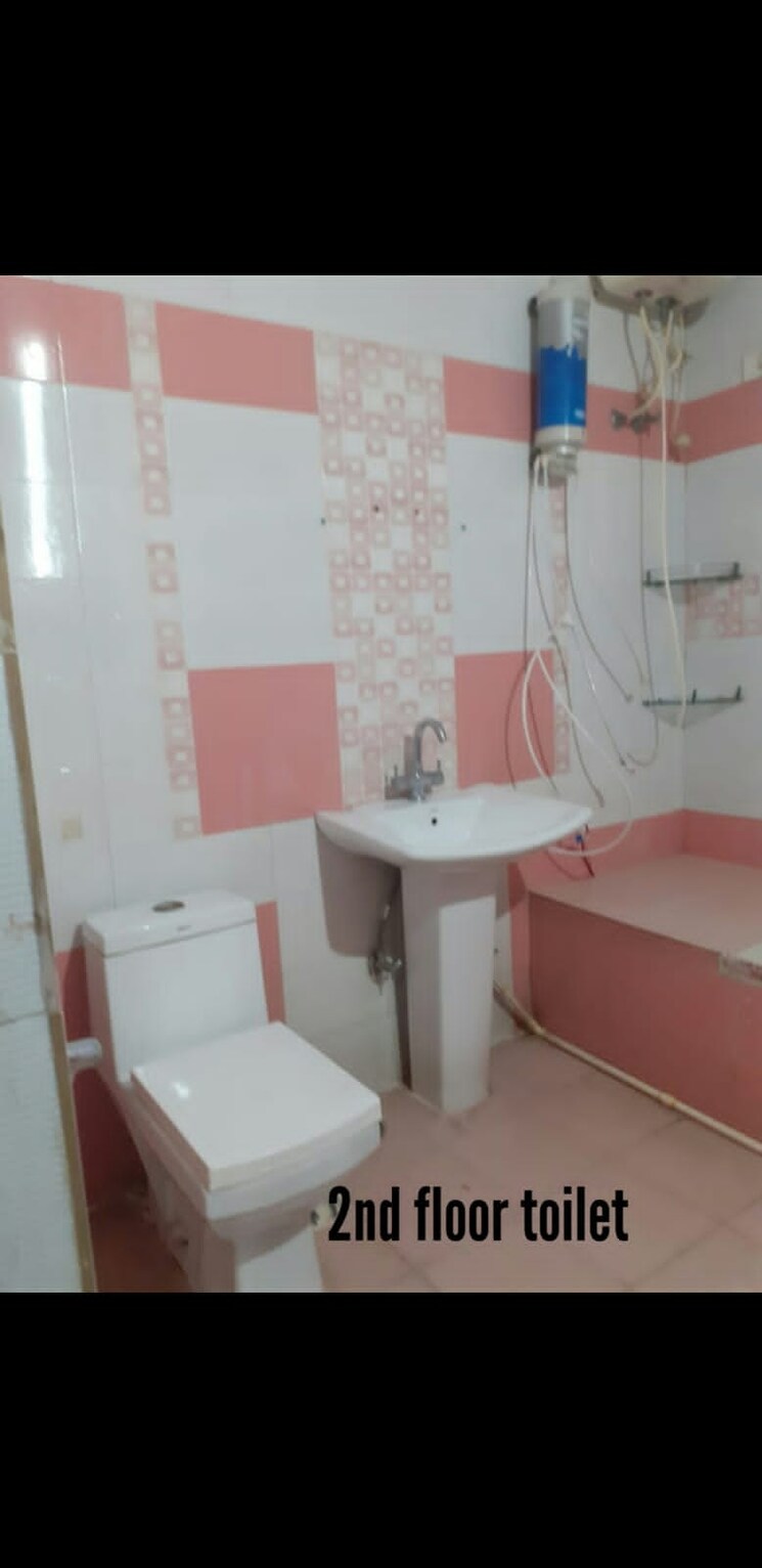 Bathroom, macha bollaram 5 Bedroom 6000 Sq.Ft. Independent House In Macha Bollaram Hyderabad 9220555