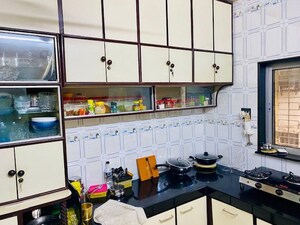 Team Area in 2 BHK Apartment at Fatehgunj – for Sale