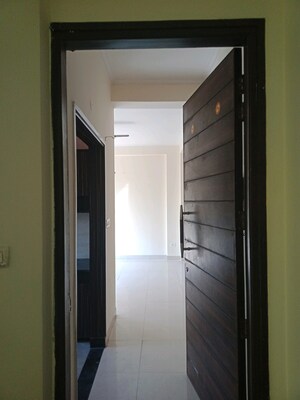 Building Lobby in 3 BHK Builder Floor at Sector 100 – for Rent