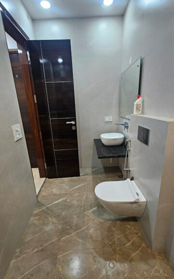 Bathroom in 3 BHK Builder Floor at New Rajinder Nagar – for Rent