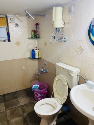 Bathroom in 2 BHK Apartment at Fatehgunj – for Sale