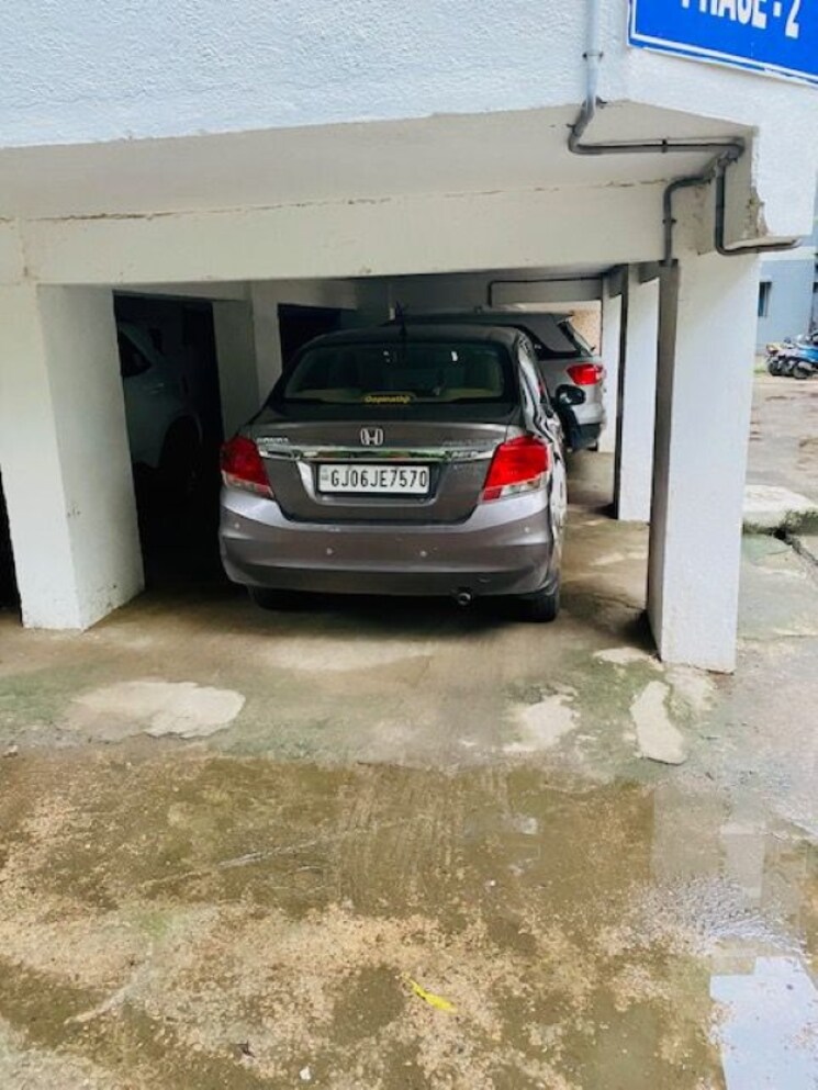  Parking, fatehgunj 2 Bedroom 910 Sq.Ft. Apartment In Fatehgunj Vadodara 9126959