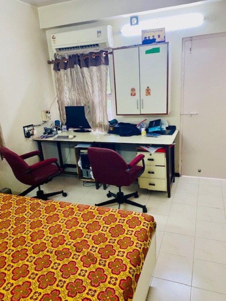 Team Area, fatehgunj 2 Bedroom 910 Sq.Ft. Apartment In Fatehgunj Vadodara 9126959