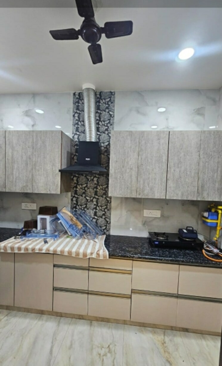 Kitchen, new rajinder nagar 3 Bedroom 1380 Sq.Ft. Builder Floor In New Rajinder Nagar Delhi 9220727