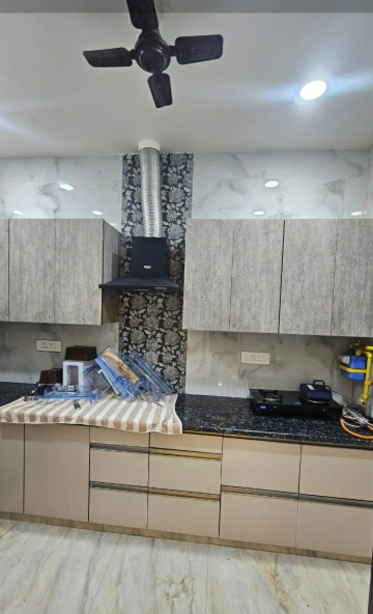 Kitchen, new rajinder nagar 3 Bedroom 1380 Sq.Ft. Builder Floor In New Rajinder Nagar Delhi 9220727