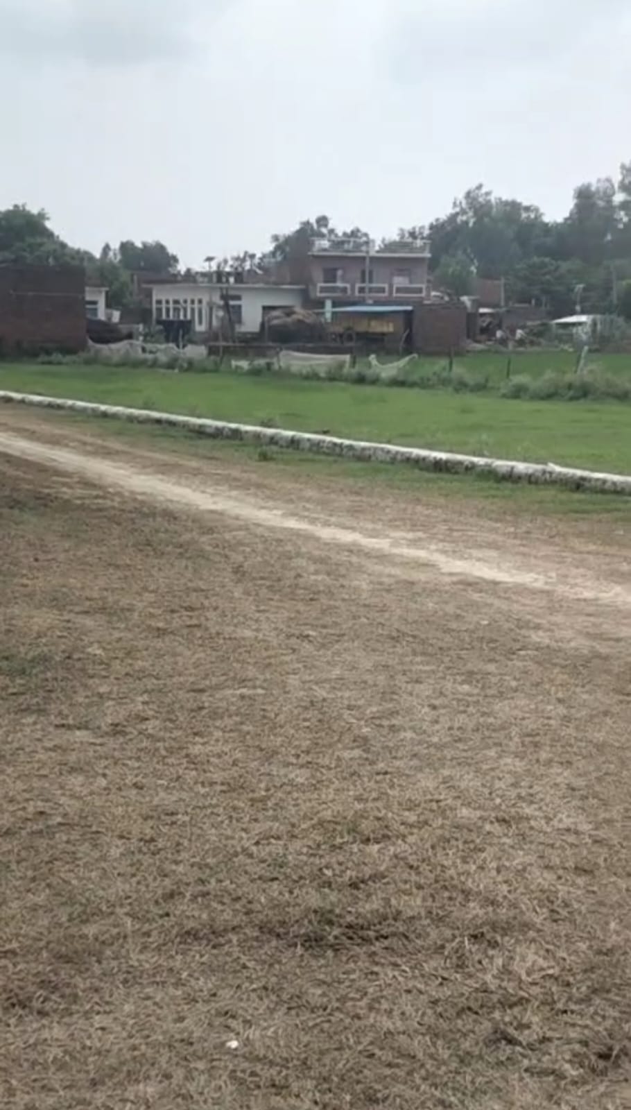 Plot For Sale in Lalit Property 