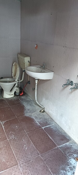 Bathroom in 1 BHK Villa at Sector 21d – for Rent