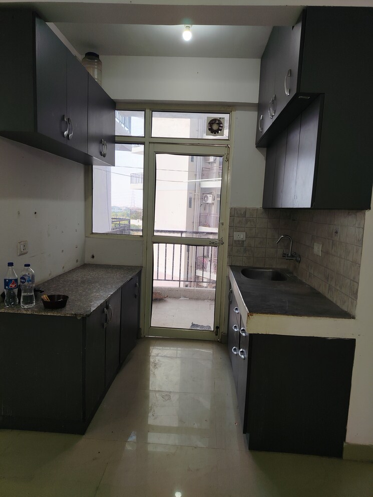 Kitchen, suncity-avenue-76 2 Bedroom 635 Sq.Ft. Apartment In Sector 76 Gurgaon 9220816
