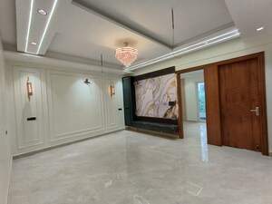Room in 4 BHK Builder Floor at Vasundhara Sector 3 – for Sale