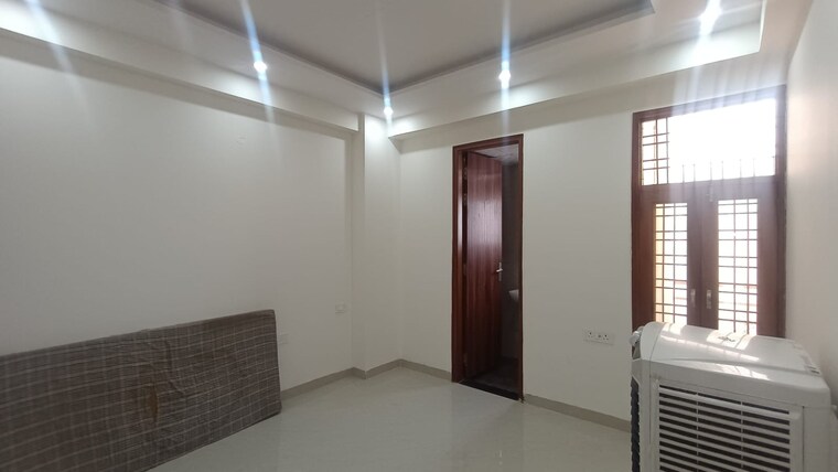 Room, anamika-enclave 3 Bedroom 1150 Sq.Ft. Builder Floor In Sector 14 Gurgaon 9221020