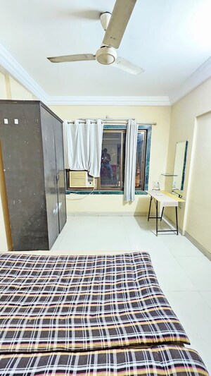 Bedroom in 2 BHK Apartment at Ashok Avenue Marol, Marol – for Rent