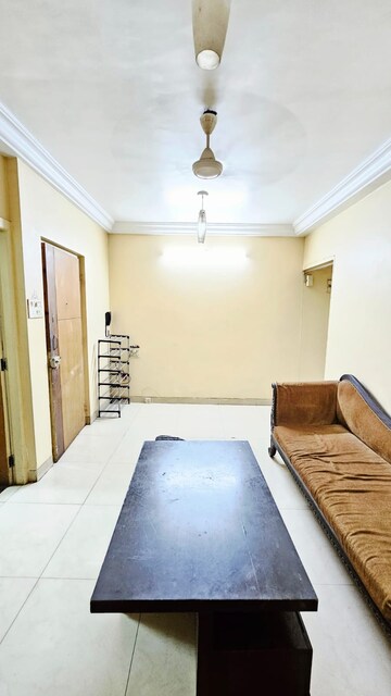Room in 2 BHK Apartment at Ashok Avenue Marol, Marol – for Rent