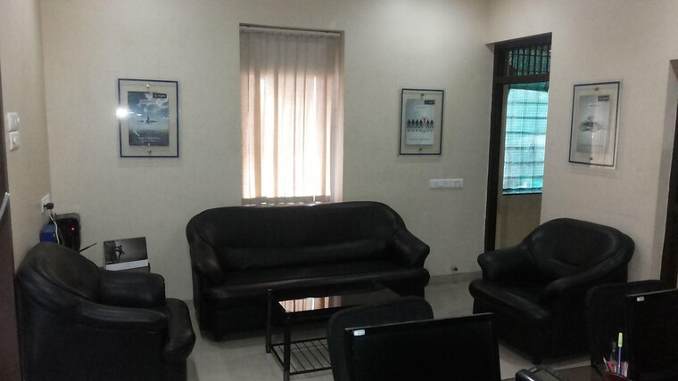 Common Area, siddharth-towers-kothrud Commercial Office Space 501 Sq.Ft. In Kothrud Pune 9221003
