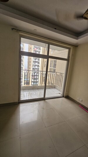 Room in 3 BHK Apartment at Nirala Aspire, Sector 16 Greater Noida – for Sale