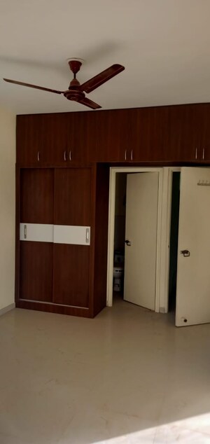 2 BHK Apartment For Rent in Pyramid Urban Homes 2, Sector 86