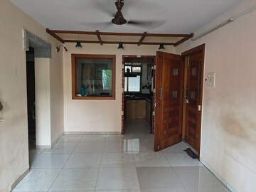 Living Room in 2 BHK Apartment at Worli – for Rent