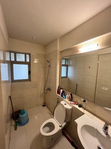 Team Area in 2 BHK Apartment at Hiranandani Fortune City, New Panvel – for Rent