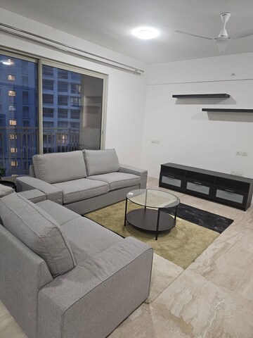 Team Area in 2 BHK Apartment at Hiranandani Fortune City, New Panvel – for Rent