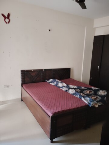Bedroom in 1 BHK Apartment at Sector 127 – for Rent
