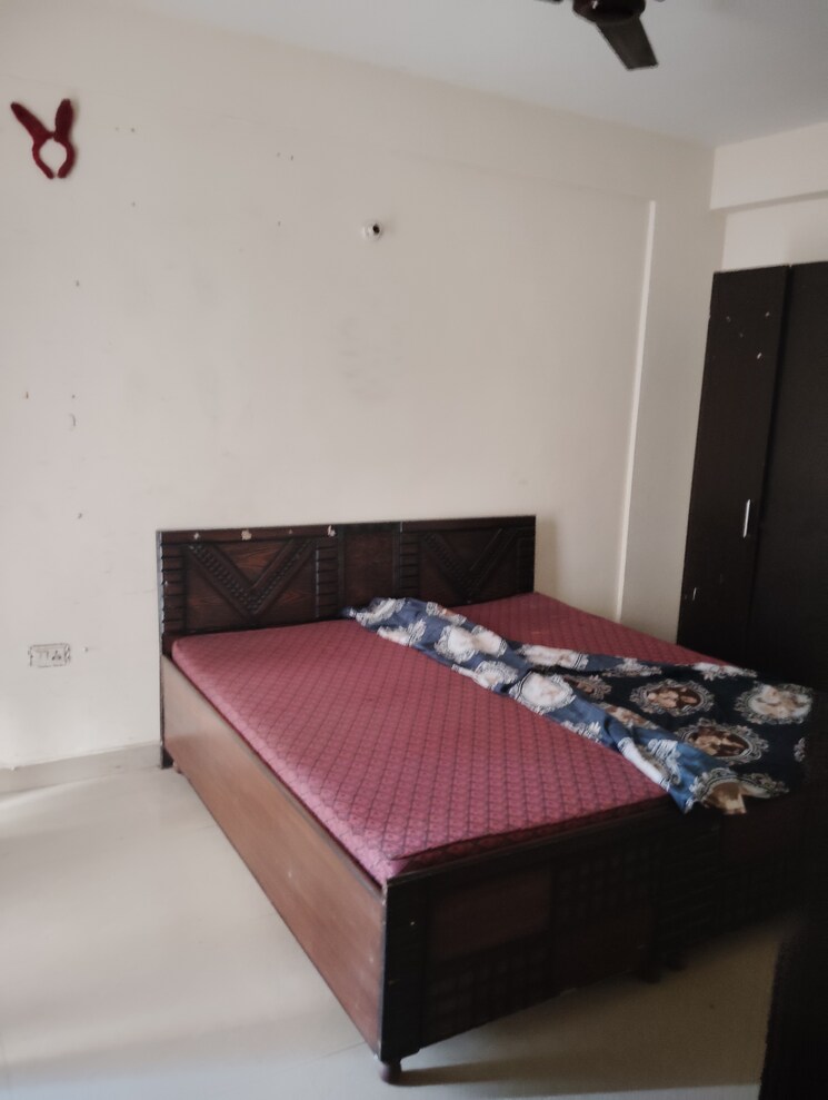 Bedroom, sector 127 1 Bedroom 770 Sq.Ft. Apartment In Sector 127 Mohali 9221117