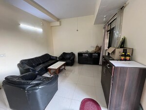 Living Room in 2 BHK Apartment at Sarvodaya Enclave – for Rent