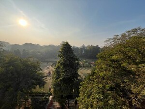 2 BHK Apartment – Garden View at Sarvodaya Enclave - for Rent