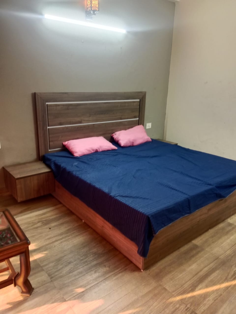 1 BHK Apartment For Rent in Paramount Golfforeste