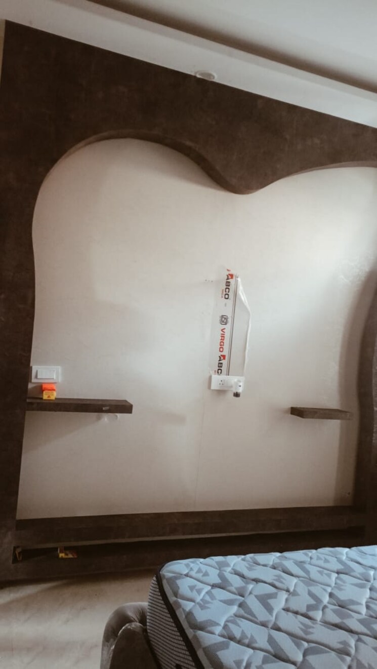 Room, sector 115 3 Bedroom 1000 Sq.Ft. Apartment In Sector 115 Mohali 9221130