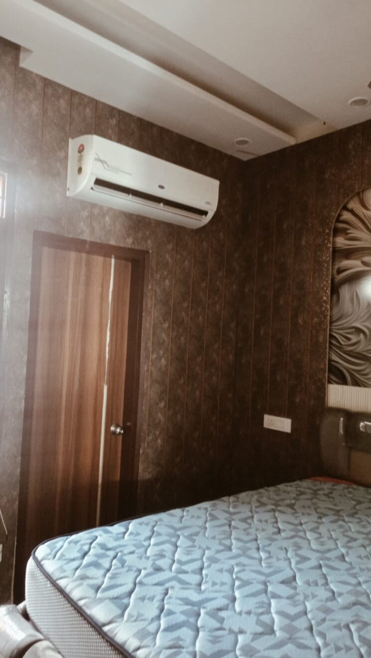 Room, sector 115 3 Bedroom 1000 Sq.Ft. Apartment In Sector 115 Mohali 9221130