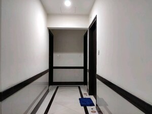 Furnished Amenities in 1 BHK Apartment at Hiranandani Fortune City, New Panvel – for Rent