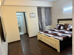 5 BHK + Servant Room Apartment For Sale in ABA County 107