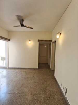 Room in 3 BHK Apartment at Vijay Ratan Vihar, Sector 15 – for Rent