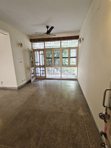 Room in 3 BHK Apartment at Vijay Ratan Vihar, Sector 15 – for Rent
