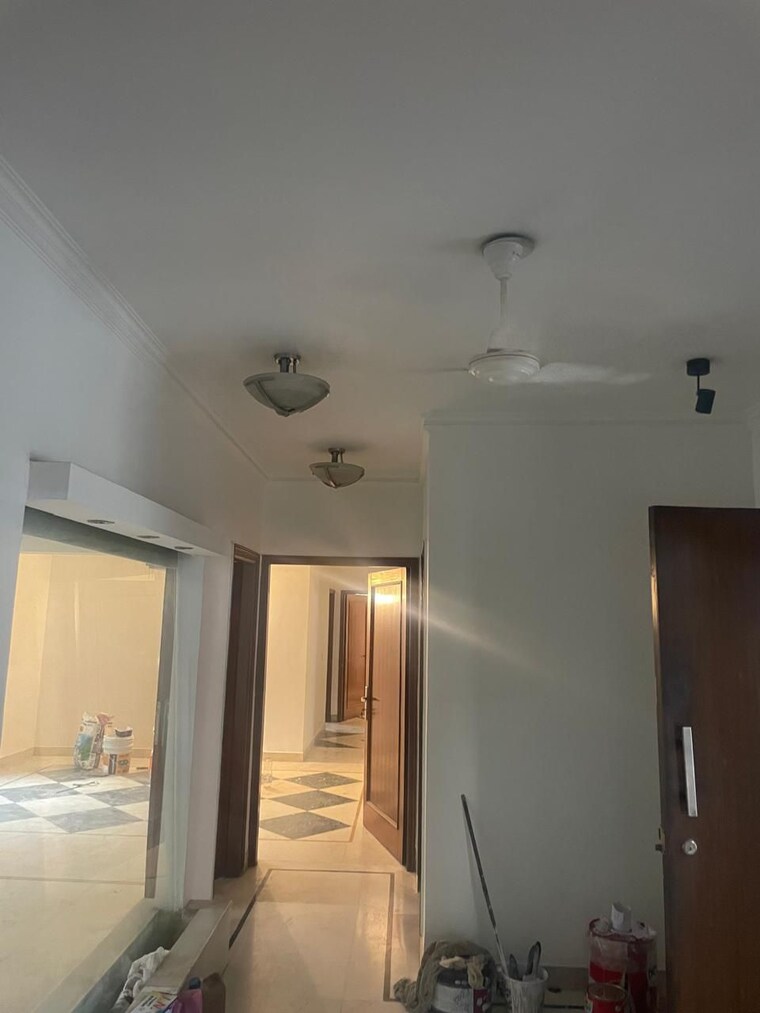 Other, greater kailash ii 4 Bedroom 500 Sq.Yd. Builder Floor In Greater Kailash ii Delhi 9221287