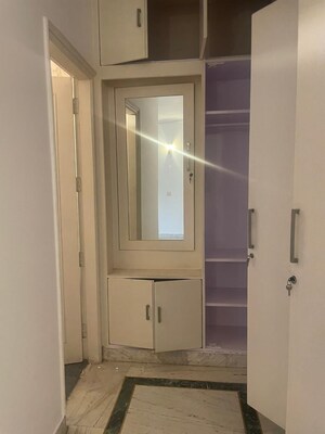  4 BHK Builder Floor at Greater Kailash ii – for Rent