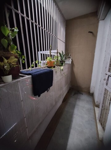 Balcony in 2 BHK Builder Floor at Vijay Vihar Apartments Gurgaon, Sector 30 – for Rent