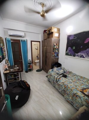 Living Room in 2 BHK Builder Floor at Vijay Vihar Apartments Gurgaon, Sector 30 – for Rent