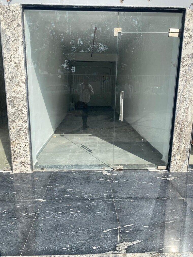 Bathroom, sarvome-shree-homes Commercial Shop 485 Sq.Ft. In Sector 45 Faridabad 9221243