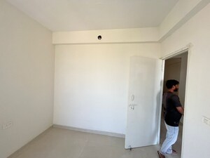 Room in 2 BHK Apartment at Signature The Millennia 2, Sector 37d – for Rent