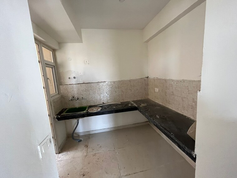 Kitchen, signature-the-millennia-2 2 Bedroom 681 Sq.Ft. Apartment In Sector 37d Gurgaon 9221305