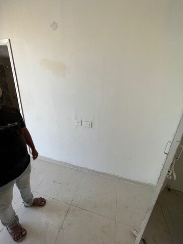 Furnished Amenities in 2 BHK Apartment at Signature The Millennia 2, Sector 37d – for Rent